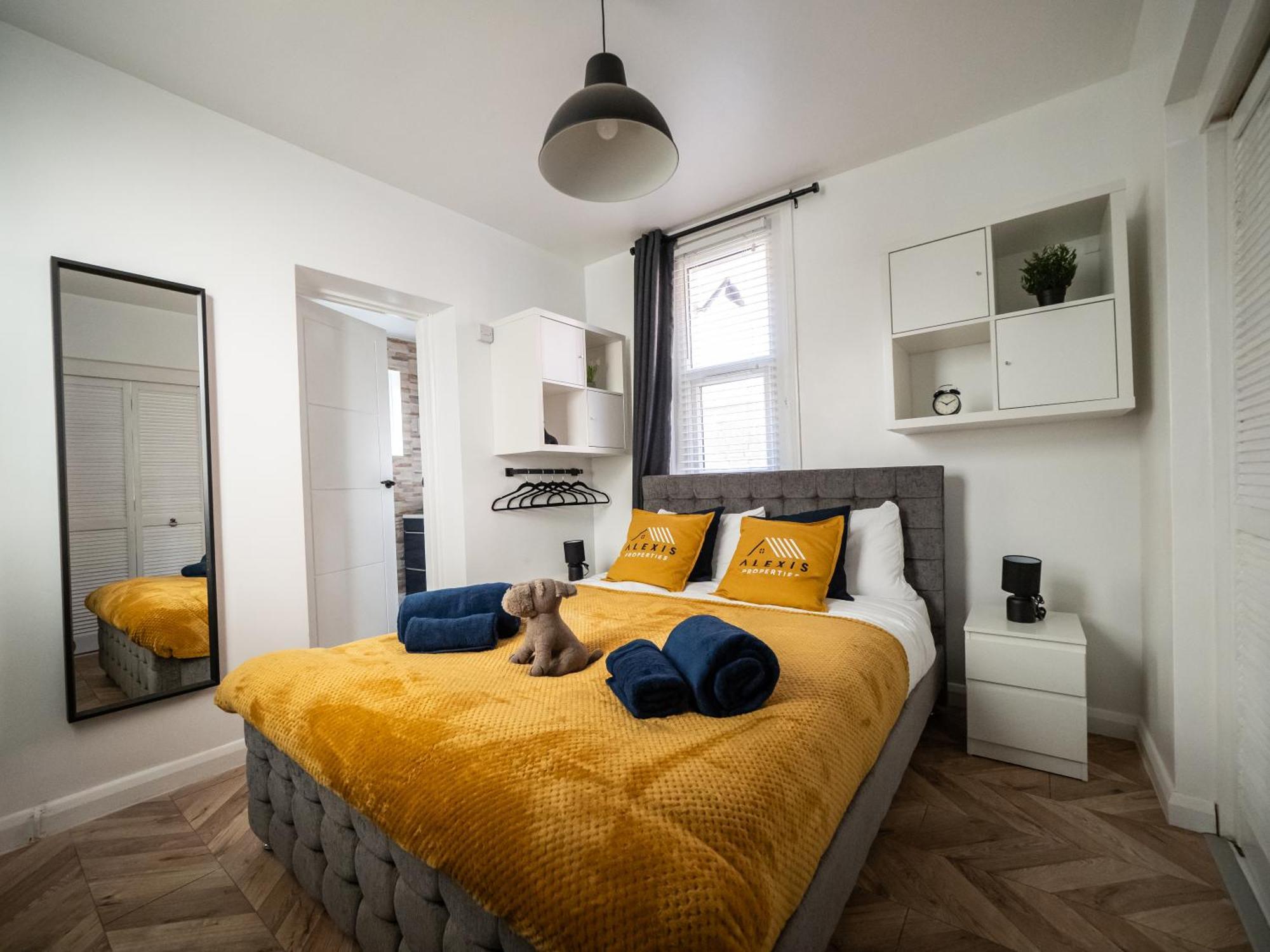 Ferienwohnung Seaside Retreat: Luxury 1-Bed, Free Parking Portsmouth Exterior foto